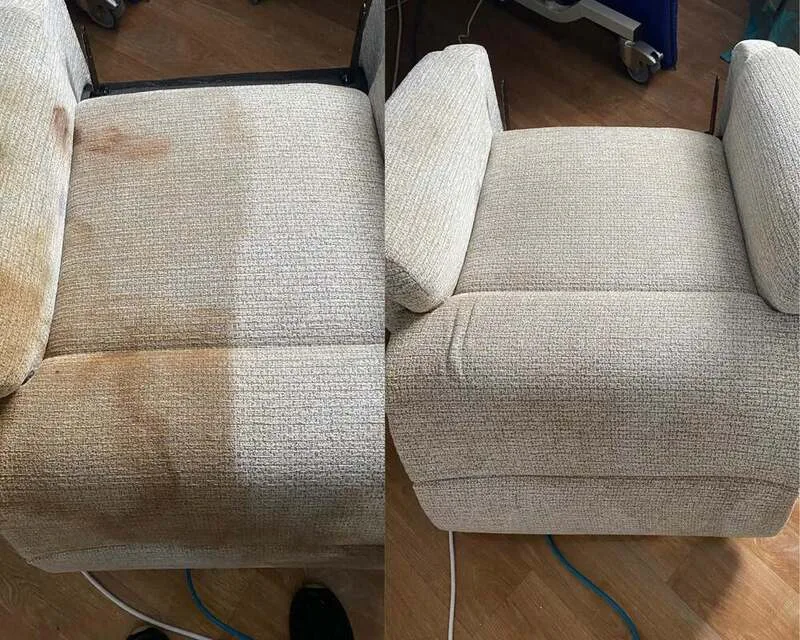 Canapé beige avant et après nettoyage